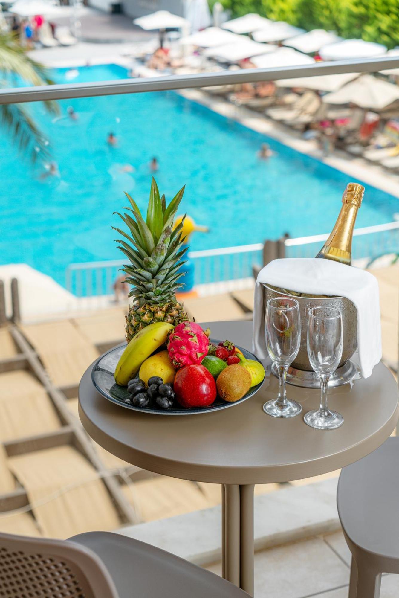 Side Story Resort & Spa Extérieur photo